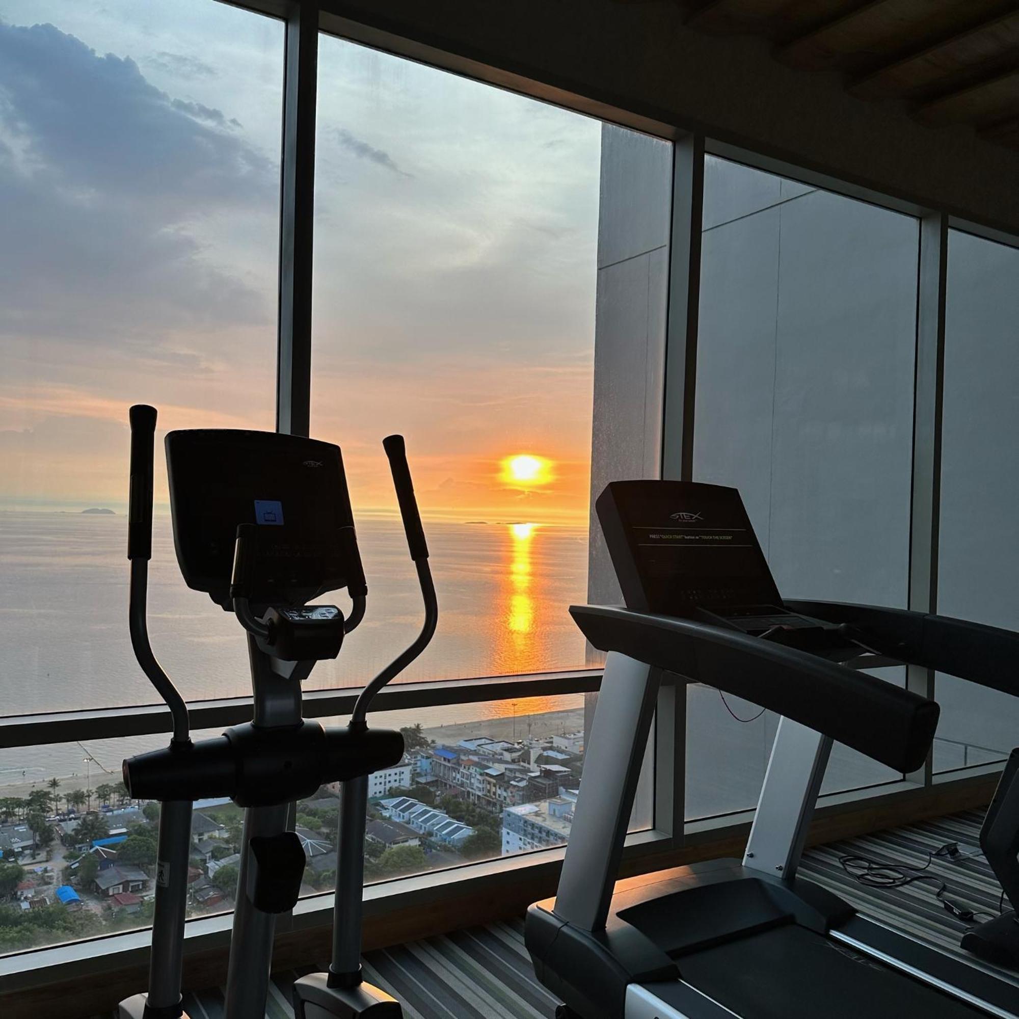 芭提雅高层海景奢华公寓the Riviera Jomtien生香家直达海滩2704 Extérieur photo